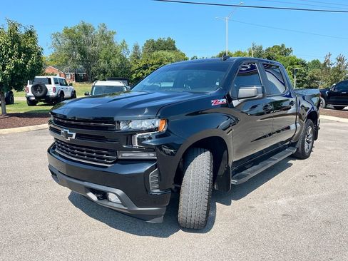 Used 2022 Chevrolet Silverado 1500 RST w/ Convenience Package II AWD/4WD image 3