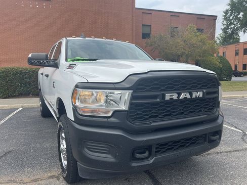 Used 2020 RAM 2500 Tradesman AWD/4WD image 11