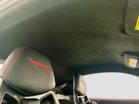 Certified 2024 Porsche 718 Cayman GT4 RS RWD image 19