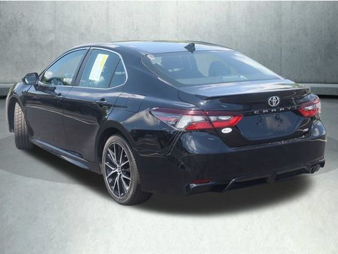 Used 2024 Toyota Camry SE FWD image 10