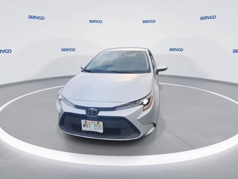 Used 2022 Toyota Corolla LE image 4