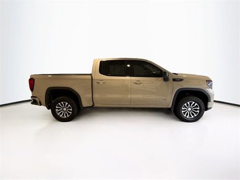 Used 2023 GMC Sierra 1500 AT4 w/ AT4 Premium Package image 7