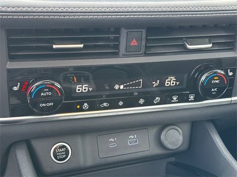 Certified 2023 Nissan Rogue SV w/ SV Premium B Package image 28