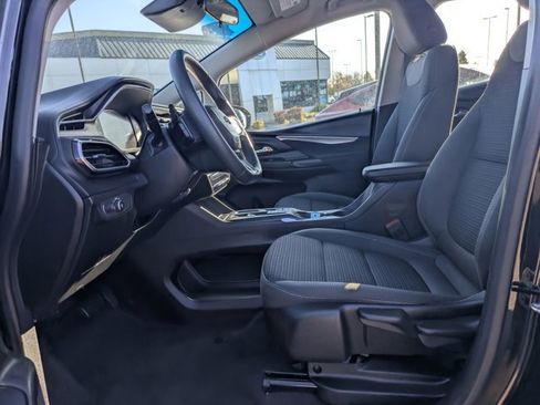 Used 2023 Chevrolet Bolt LT w/ Driver Confidence Package FWD image 16