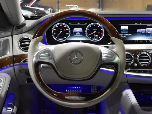 Used 2015 Mercedes-Benz S 550 4MATIC Sedan image 19