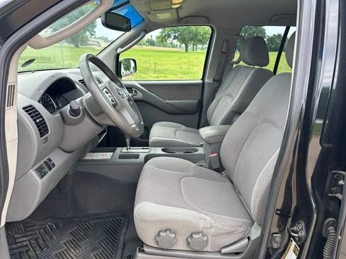 Used 2007 Nissan Frontier LE w/ Rockford Fosgate Pkg RWD image 10