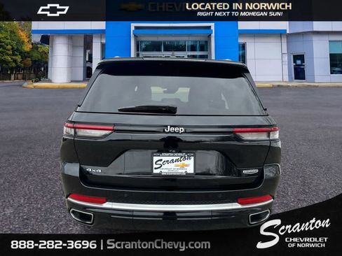 Used 2022 Jeep Grand Cherokee Summit image 7