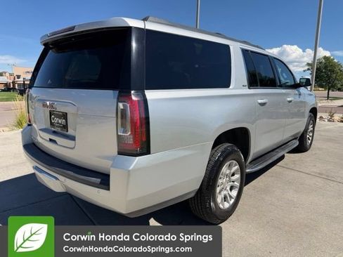 Used 2019 GMC Yukon XL SLT w/ Open Road Package AWD/4WD image 10