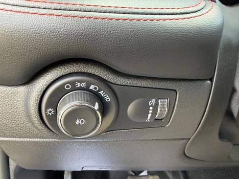 Used 2023 Dodge Durango GT AWD/4WD image 21