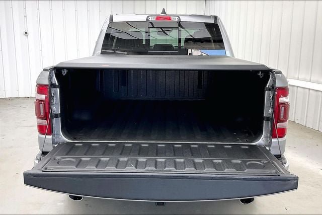 Used 2022 RAM 1500 Laramie AWD/4WD image 34