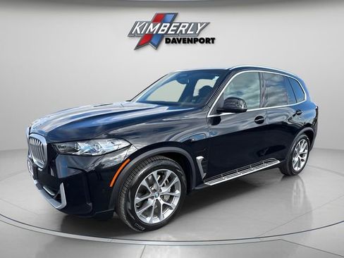 Certified 2025 BMW X5 xDrive50e image 1