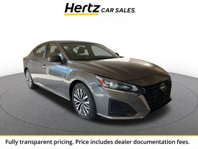 Used 2025 Nissan Altima 2.5 SV