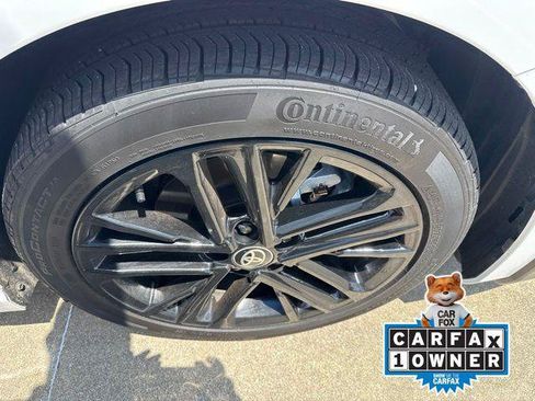 Certified 2026 Toyota Camry SE AWD/4WD image 9