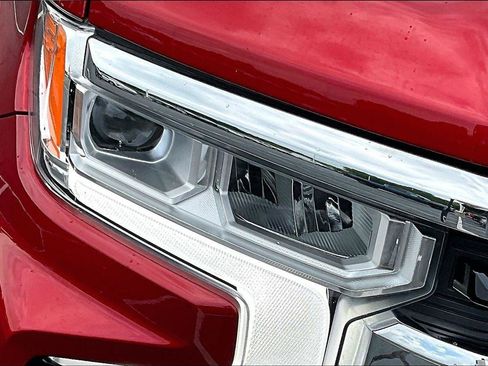 Used 2023 Chevrolet Silverado 1500 LT w/ Z71 Off-Road Package AWD/4WD image 30