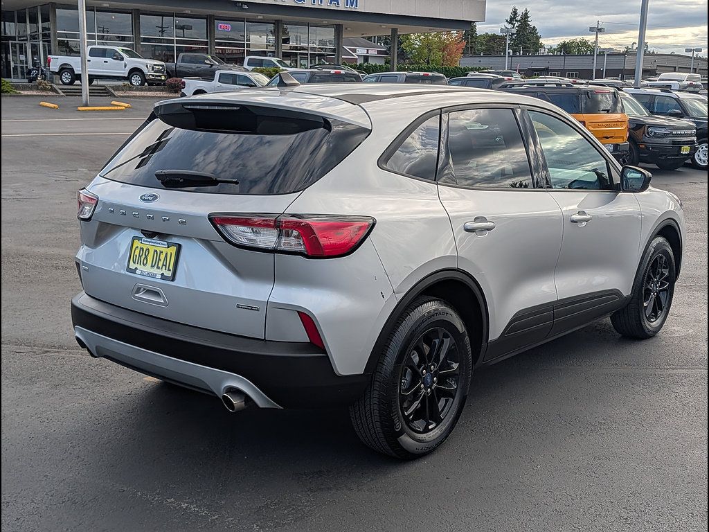 Certified 2020 Ford Escape SE Sport AWD/4WD image 6