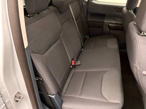 New 2025 Ford Maverick XL image 31