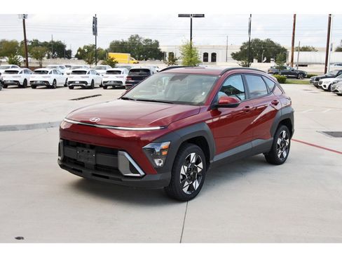Certified 2024 Hyundai Kona SEL w/ Convenience Package image 4