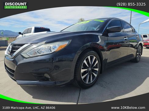 Used 2017 Nissan Altima 2.5 SV image 3