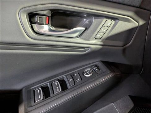 Used 2025 Honda Accord Sport image 17