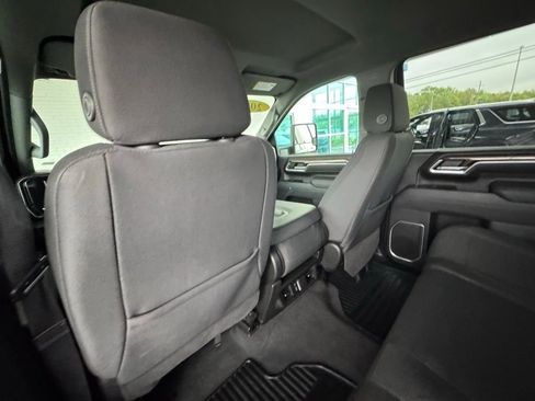 Used 2025 Chevrolet Silverado 2500 LT w/ Convenience Package AWD/4WD image 21