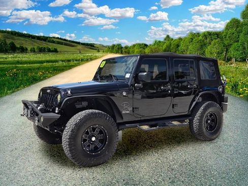 Used 2018 Jeep Wrangler Unlimited Sport S AWD/4WD image 2