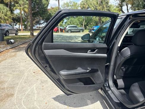 Used 2023 Kia K5 LXS image 16