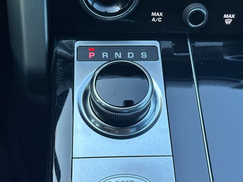 Used 2020 Land Rover Range Rover HSE image 21