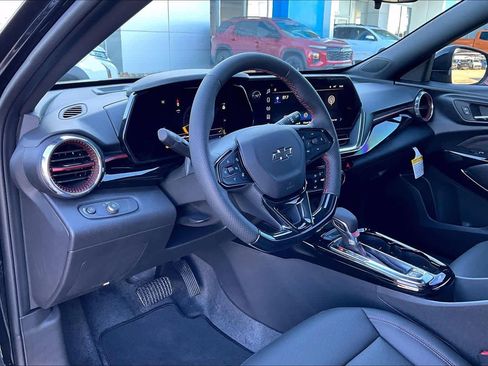 New 2026 Chevrolet Trax RS w/ Sunroof Package FWD image 9