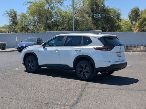 New 2026 Nissan Rogue SV FWD image 5