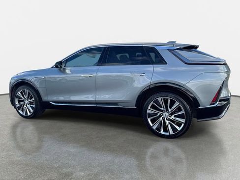 Certified 2024 Cadillac Lyriq Luxury w/ LPO, Floor Liner Package AWD/4WD image 3