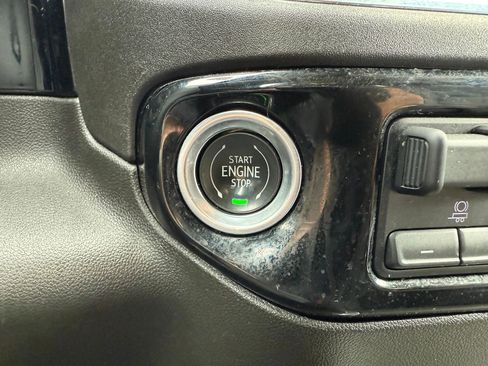 Certified 2024 Chevrolet Silverado 2500 High Country w/ Technology Package AWD/4WD image 30