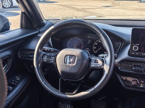 Certified 2024 Honda HR-V Sport image 18