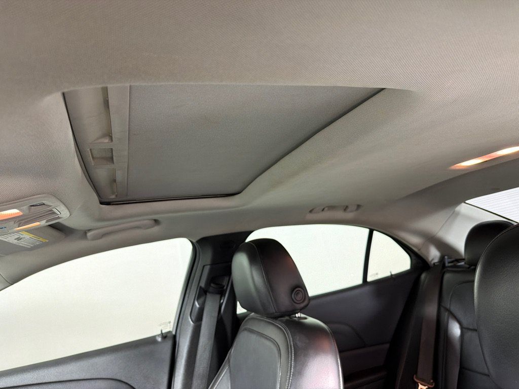 Used 2013 Chevrolet Malibu LT FWD image 12