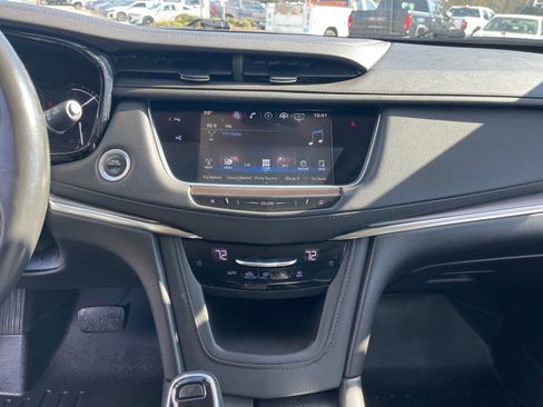 Used 2019 Cadillac XT5 Premium Luxury image 19
