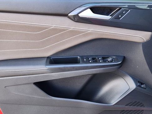 New 2024 Volkswagen Taos SEL image 17