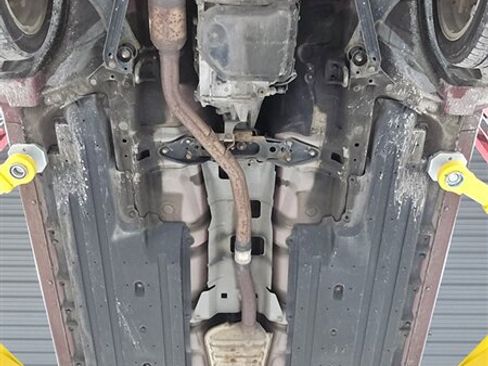 Used 2016 Subaru Impreza 2.0i Premium image 16