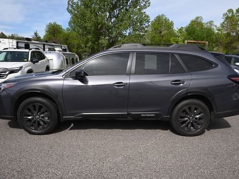 Used 2024 Subaru Outback Onyx Edition AWD/4WD image 2