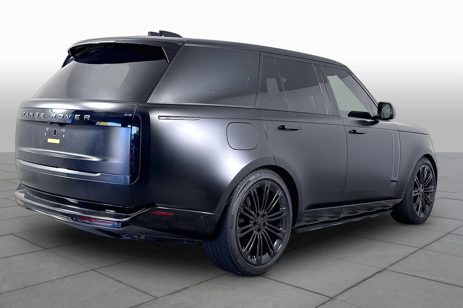 Used 2026 Land Rover Range Rover Autobiography AWD/4WD image 12