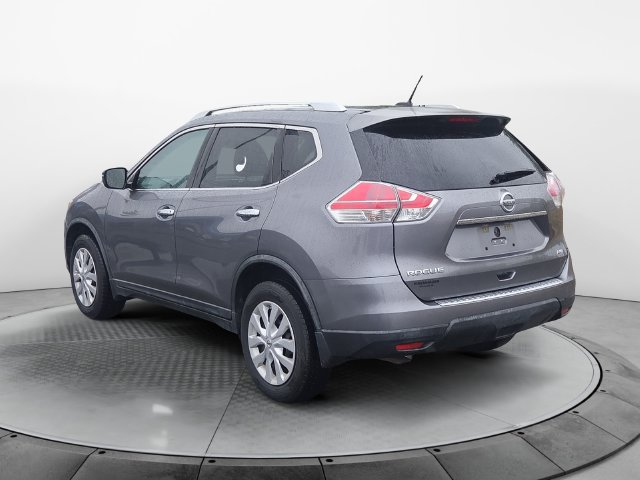 Used 2016 Nissan Rogue S w/ Appearance Package AWD/4WD image 3