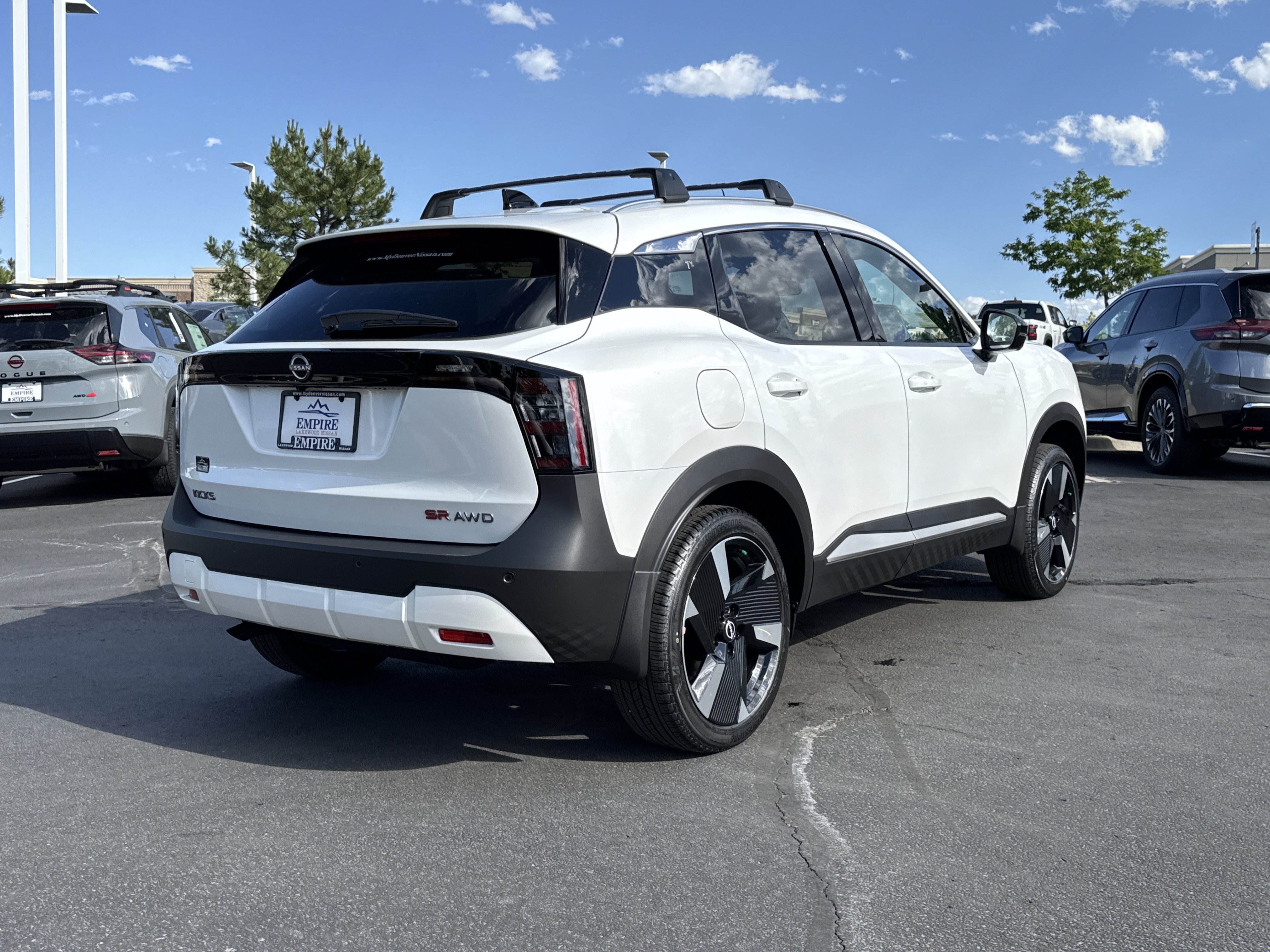 New 2026 Nissan Kicks SR w/ Cold Weather Package AWD/4WD image 3