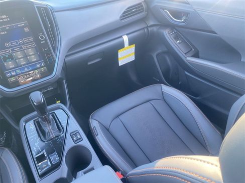 New 2025 Subaru Crosstrek 2.5i Limited w/ Popular Package #3A image 12