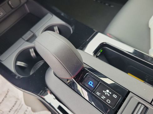 New 2026 Toyota Prius Plug-In Hybrid FWD image 26