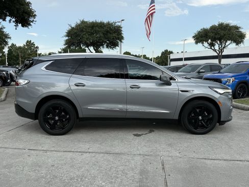 Used 2024 Buick Enclave Essence w/ Experience Buick Package FWD image 3