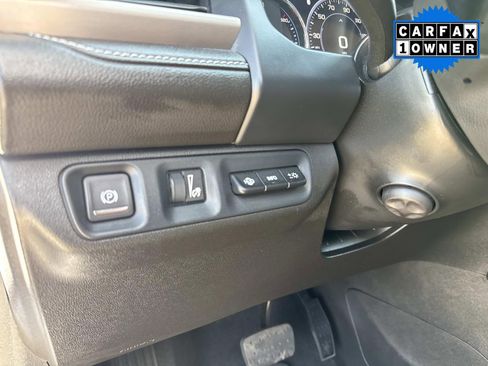 Used 2023 GMC Acadia Denali w/ Denali Technology Package image 36