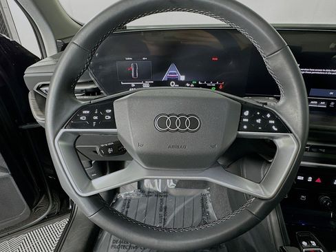 Used 2025 Audi Q5 Prestige AWD/4WD image 19