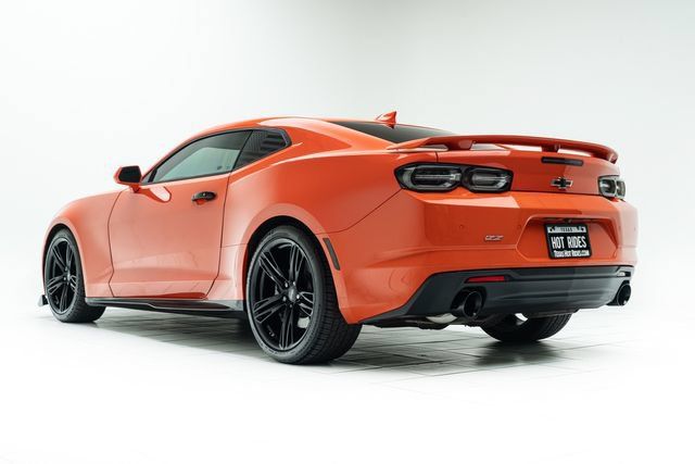 Used 2019 Chevrolet Camaro SS RWD image 18