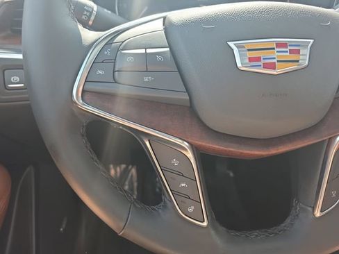 Certified 2023 Cadillac XT5 Premium Luxury image 17