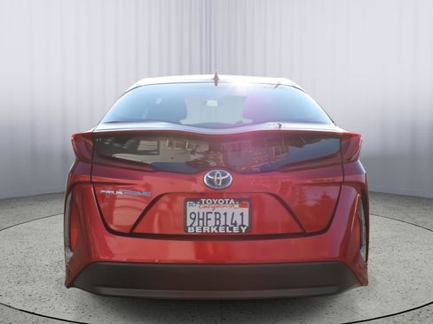 Used 2018 Toyota Prius Prime Plus image 7