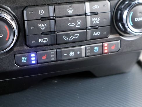 Certified 2019 Ford F150 Lariat AWD/4WD image 10