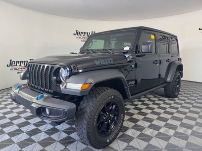 Used 2023 Jeep Wrangler Unlimited w/ Cold Weather Group